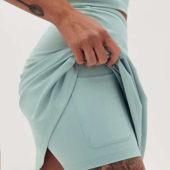 Girlfriend Collective Weekend Wrap Skort - Picture 4 of 11